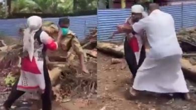Photo of കൗണ്‍സിലര്‍ക്ക് കല്ലേറ് പോലീസിനെ തള്ളിയിട്ടു; വിരട്ടിയോടിച്ച് അമ്മാള്‍.