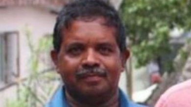 Photo of മത്സ്യബന്ധനത്തിനു പോയ ബോട്ട് നിയന്ത്രണവിട്ട് മണല്‍തിട്ടയില്‍ ഇടിച്ചു; ഒരാള്‍ മരിച്ചു.