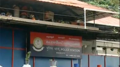 Photo of ഭീഷണിയുടെ മുള്‍മുനയില്‍ കൊച്ചി: വന്‍ ആയുധശേഖരം പിടിച്ചെടുത്തു