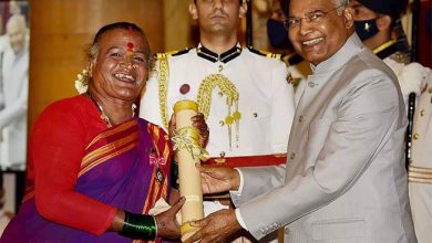Photo of പത്മ പുരസ്‌കാരത്തില്‍ കേരളം തിളങ്ങുന്നു: ഈ വര്‍ഷം പത്മ അവാര്‍ഡുകള്‍ ലഭിച്ചത് ആകെ 119 പേര്‍ക്ക്
