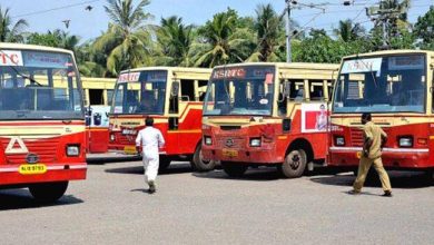 Photo of കെഎസ്ആര്‍ടിസി പണിമുടക്ക്; കാല്‍ച്ചുവട്ടിലെ മണ്ണ് ഒലിച്ചുപോകുന്നതറിയാതെ സഖാക്കള്‍