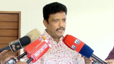 Photo of ‘ഒരു സ്ത്രീ അമ്മയുടെ തലപ്പത്തേക്ക് വരുന്നെങ്കിൽ പിന്മാറാൻ തയ്യാറെന്ന്’ ജ​ഗദീഷ്