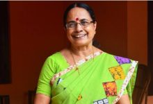 Photo of മുൻ എം എൽ എ അയിഷാ പോറ്റി കോൺഗ്രസ്‌ വേദിയിൽ എത്തുന്നു.
