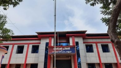 Photo of ജയിലിലേയ്ക്ക് മൊബൈൽ ഫോൺ എറിഞ്ഞു നല്‍കുന്നതിനിടെ യുവാവ് പിടിയിൽ;പിന്നാലെ പുകയില ഉല്പന്നങ്ങളും