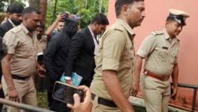 Photo of ധർമ്മസ്ഥല കൊലപാതക പരമ്പര; പരാതിക്കാരനെ ഭീഷണിപ്പെടുത്തിയെന്നാരോപിച്ച് അന്വേഷണ ഉദ്യോഗസ്ഥനെതിരെ കേസ്