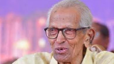 Photo of മലയാളത്തിന്റെ പ്രിയപ്പെട്ട അധ്യാപകനും എഴുത്തുകാരനുമായ പ്രൊഫസർ എം.കെ. സാനു അന്തരിച്ചു