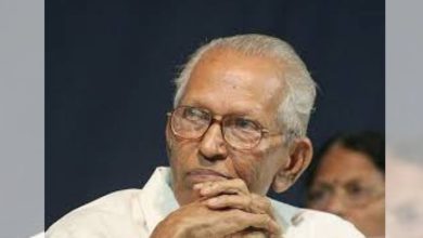 Photo of പ്രൊഫ. എം. കെ. സാനുവിന് വിടപറയാൻ സാംസ്കാരിക കേരളം; സംസ്‌കാര ചടങ്ങുകൾ വൈകിട്ട് രവിപുരം ശ്മശാനത്തിൽ