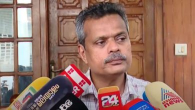 Photo of കാണിക്കല്‍ നോട്ടീസിന് മറുപടി നല്‍കാന്‍ കൂടുതല്‍ സമയം വേണമെന്ന ആവശ്യവുമായി ഡോക്ടര്‍ ഹാരിസ് ഹസൻ