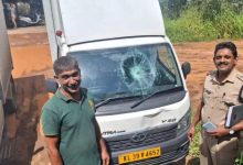 Photo of ആലുവയിൽ വാഹനം ഇടിച്ചു വയോധികൻ മരിച്ച സംഭവം ഒളിവിലായ ഡ്രൈവർ പിടിയിൽ