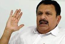 Photo of രാഹുൽ മാങ്കൂട്ടത്തിൽ വിഷയത്തിൽ കോൺഗ്രസ് പ്രതിരോധത്തിലല്ലെന്ന് കെ. മുരളീധരൻ