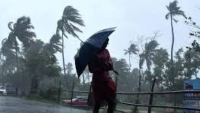 Photo of സംസ്ഥാനത്ത് ഒറ്റപ്പെട്ട ശക്തമായ മഴയ്ക്ക് സാധ്യത; മൂന്ന് ജില്ലകളിൽ യെല്ലോ അലേർട്ട്