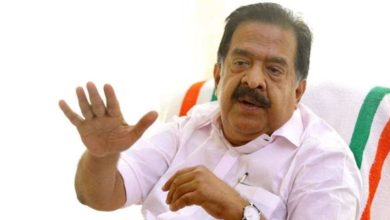 Photo of “വി.ടി. ബൽറാമിനെ സോഷ്യൽ മീഡിയ സെല്ലിൽ നിന്ന് ആരും പുറത്താക്കിയിട്ടില്ല, രാജിവെച്ചിട്ടുമില്ല,”; രമേശ് ചെന്നിത്തല