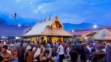 Photo of ‘അനുമതി തേടാത്തതിന് മാപ്പ്‌’; ശബരിമലയിലെ ദ്വാരപാലക ശിൽപത്തിലെ സ്വർണപ്പാളി നീക്കം ചെയ്തതിൽ പ്രതികരിച്ച് ദേവസ്വംബോർഡ്