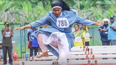Photo of കന്യാസ്ത്രീ വേഷത്തിലെത്തി ഹര്‍ഡില്‍സ് മത്സരത്തില്‍ അമ്പരിപ്പിക്കുന്ന വിജയം കരസ്ഥമാക്കി സിസ്റ്റര്‍ സബീന