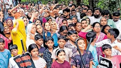 Photo of ഫ്രഷ് കട്ട് സംഘർഷം:ഡിവൈഎഫ്ഐ നേതാവ് അടക്കം  361 പേർക്കെതിരെ കേസ്