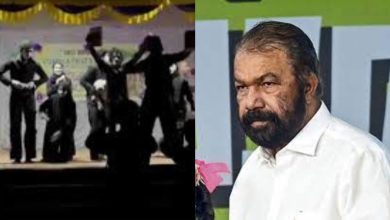 Photo of മൈം അവതരിപ്പിച്ചതിന്റെ പേരില്‍ സ്‌കൂള്‍ കലോത്സവം നിര്‍ത്തി വച്ചതില്‍ അടിയന്തര റിപ്പോര്‍ട്ട് നല്‍കാന്‍ നിര്‍ദേശം നല്‍കി മന്ത്രി