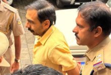 Photo of ശബരിമല സ്വർണ്ണക്കൊള്ള; ഉണ്ണികൃഷ്ണൻ പോറ്റിയുടെ വീട്ടിൽ നടത്തിയ പരിശോധനയിൽ നിർണായക രേഖകൾ പിടിച്ചെടുത്തു