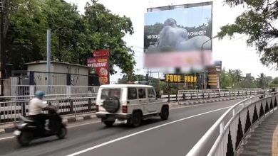 Photo of ‘സാഗരകന്യക’ ശിൽപം വികലമാക്കി: പരസ്യചിത്രീകരണത്തിനെതിരെ ശിൽപ്പി കാനായി കുഞ്ഞിരാമൻ; വിവാദ ഹോർഡിംഗ് നീക്കി