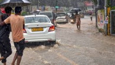 Photo of സംസ്ഥാനത്ത് ശക്തമായ മഴ; മൂന്ന് ജില്ലകളിലെ വിദ്യാഭ്യാസ സ്ഥാപനങ്ങൾക്ക് നാളെ അവധി