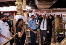 Photo of രാഷ്ട്രപതി തൊഴുതു നിൽക്കുന്ന ചിത്രം എക്സിൽ നിന്ന് പിൻവലിച്ച് രാഷ്ട്രപതി ഭവൻ