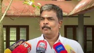 Photo of ശബരിമല സ്വർണക്കൊള്ളക്കേസ്; മുൻ അഡ്മിനിസ്ട്രേറ്റീവ് ഓഫീസർ മുരാരി ബാബു അറസ്റ്റിൽ