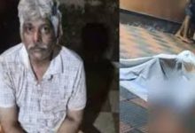 Photo of മദ്യക്കുപ്പി നിലത്തുവീണത് ചോദ്യം ചെയ്തു; തിരുവനന്തപുരത്ത് അമ്മയെ മകന്‍ കഴുത്തറുത്ത് കൊന്നു