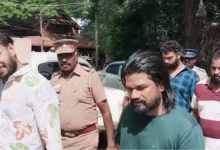 Photo of കാഞ്ചീപുരത്ത് ഹൈവേയിൽ നിന്നു 4.5 കോടി രൂപ കവർച്ച ചെയ്ത കേസിൽ അഞ്ചു മലയാളികൾ അറസ്റ്റിൽ