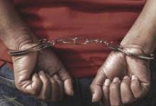 Photo of കാമുകിയുടെ ഏഴുവയസുകാരി മകളെ ക്രൂരമായി കൊലപ്പെടുത്തിയ  യുവാവ് അറസ്റ്റിൽ; ‘ബന്ധത്തിന് കുട്ടി തടസമായിരുന്നു’ എന്നാരോപിച്ച് ക്രൂരത