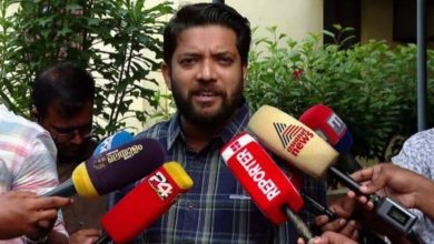 Photo of പേരാമ്പ്ര സംഘർഷത്തിൽ മർദ്ദനവുമായി ബന്ധപ്പെട്ട് ഷാഫി പറമ്പിൽ എംപിയുടെ ആരോപണം; നിയമ നടപടി തേടാൻ നീക്കം