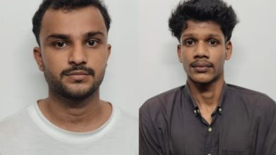 Photo of കണ്ണൂരിൽ ട്രാഫിക് ഡ്യൂട്ടിക്കിടെ പൊലീസ് ഉദ്യോഗസ്ഥനെ കാർ ഇടിച്ചു കയറ്റിയ സംഭവത്തിൽ എസ്ഐക്ക് പരിക്കേറ്റു