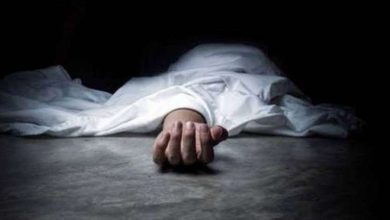 Photo of നഴ്സുമാർ നോക്കി നിൽക്കെ;ആശുപത്രിയില്‍ ചികിത്സയിലുള്ള ഭാര്യയെ കഴുത്തു ഞെരിച്ചു കൊലപ്പെടുത്തി