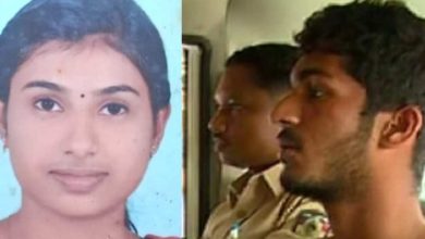Photo of തിരുവല്ലയിൽ പ്രണയാഭ്യർത്ഥന നിരസിച്ചതിന് 19കാരിയെ തീകൊളുത്തി കൊന്ന സംഭവം;പ്രതി കുറ്റക്കാരനെന്ന് കോടതി