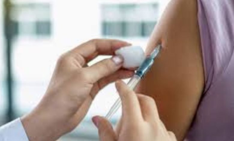 Photo of സംസ്ഥാനത്ത് ഗർഭാശയ ഗളാർബുദ പ്രതിരോധത്തിനായി പ്ലസ് വൺ, പ്ലസ്ടു വിദ്യാർത്ഥികൾക്ക് വാക്സിനേഷൻ: കണ്ണൂരിൽ തുടക്കം