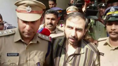 Photo of ശബരിമല സ്വർണക്കൊള്ള കേസ്; കട്ടിളപ്പാളിയിലെ സ്വർണം മോഷ്ടിച്ച കേസിൽ ഉണ്ണികൃഷ്ണൻ പോറ്റിയുടെ അറസ്റ്റ് രേഖപ്പെടുത്തി