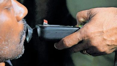 Photo of മദ്യപിച്ചാൽ യാത്ര അനുവദിക്കില്ല; കണ്ണൂർ റെയിൽവേ സ്റ്റേഷനിൽ ബ്രെത്ത് അനലൈസർ ഉപയോ​ഗിച്ച് പരിശോധന