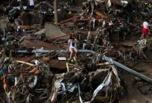 Photo of മധ്യ ഫിലിപ്പീൻസിൽ കനത്ത നാശം വിതച്ച് കൽമേഗി ചുഴലിക്കാറ്റ്, 52 പേർ മരിച്ചതായി റിപ്പോർട്ടുകൾ