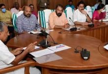 Photo of ആരോഗ്യവകുപ്പിൽ 202 പുതിയ ഡോക്ടർ തസ്തികകൾ, 36-ാമത് ദേശീയ ഗെയിംസിൽ പങ്കെടുത്ത കായികതാരങ്ങൾക്ക് ഇൻക്രിമെന്റുകൾ മന്ത്രിസഭ യോ​ഗത്തിലെ തീരുമാനങ്ങൾ ഇങ്ങനെ