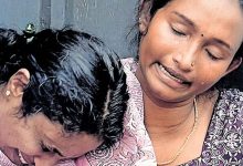 Photo of ട്രെയിനിൽ പെൺകുട്ടിയെ ചവിട്ടി പുറത്തിട്ട സംഭവം: പ്രതിയുടെ നുണകൾ പോലീസിനെ ചുറ്റിച്ചത് ഒന്നര മണിക്കൂർ; ദൃശ്യങ്ങൾ കണ്ടതോടെ കുറ്റം സമ്മതിച്ചു